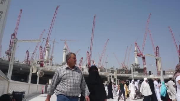 Mataf brug bij masjid haram, Mekka. — Stockvideo