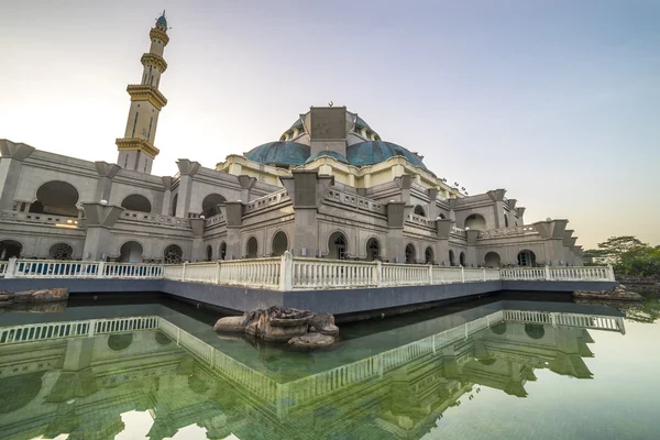 Kuala Lumpur Malaysia January 2016 View External Wilayah Mosque Early — Stock Photo, Image