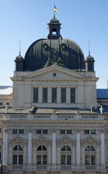 Side view of Lviv Opera Theater — Stock Photo, Image