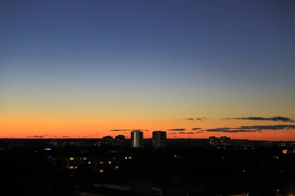 Stadtbild bei Sonnenuntergang — Stockfoto