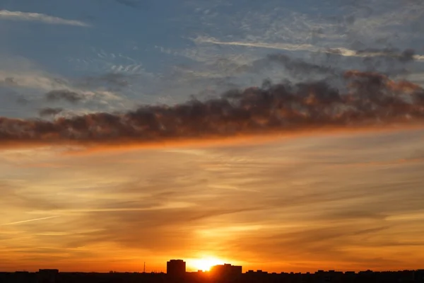 Sonnenaufgang schwarze Silhouetten — Stockfoto