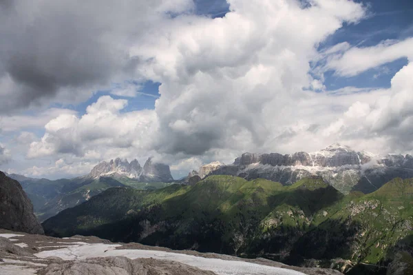 イタリアのアルプスの景色 — ストック写真