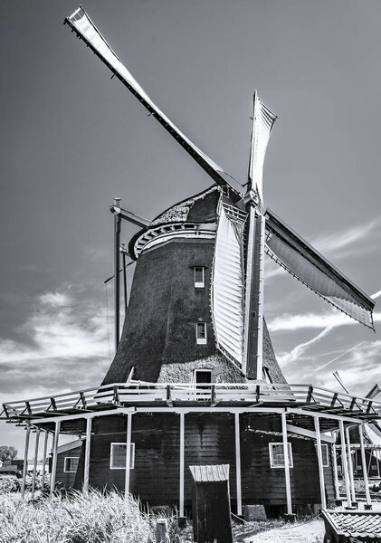 dutch windmill in zaanse schans