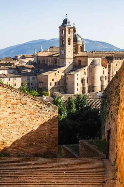 İtalya 'daki Urbino şehrinin manzarası