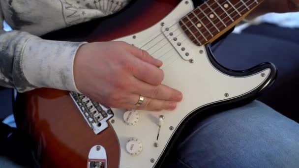 Musicien Jouant Guitare Artiste Musique Jouant Guitare Électrique Doigts Tenant — Video
