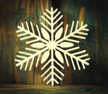 Ahşap doku strafor dan kar taneleri