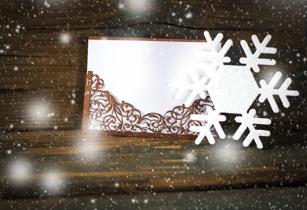 Snöflinga i lacy kuvert — Stockfoto