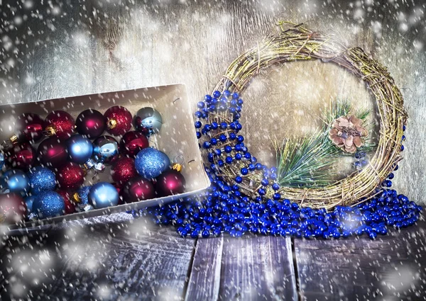 框与圣诞树装饰花环、 花圈 — 图库照片