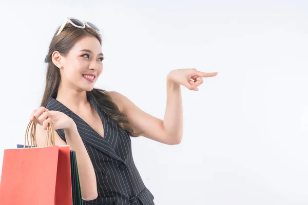 Atrayente Asiático Mujer Disfrutar Compras Mano Celebrar Colorido Bolsa Compras —  Fotos de Stock