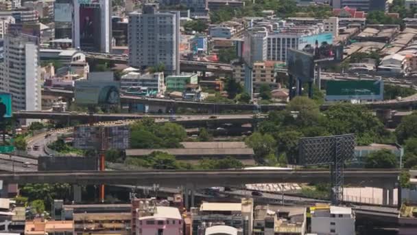 Zoomt Vista Aérea Del Tráfico Con Rastro Luz Intersección Metropilitana — Vídeo de stock