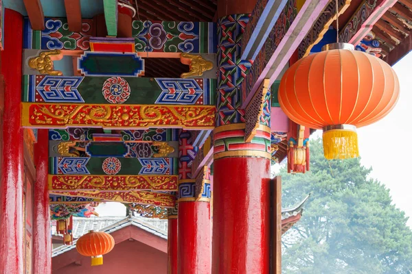 丽江，中国-sep 7 2014年: 富国修道院。著名的寺院，在白沙，丽江，云南，中国. — 图库照片