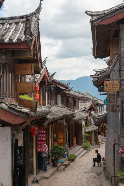 LIJIANG, CHINA - SEP 5 2014: Ciudad Vieja de Lijiang (Patrimonio de la Humanidad por la UNESCO). un hito famoso en Lijiang, Yunnan, China . —  Fotos de Stock