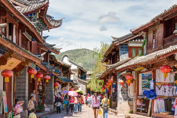 LIJIANG, CINA - 5 SETTEMBRE 2014: Città Vecchia di Lijiang (UNESCO — Foto Stock