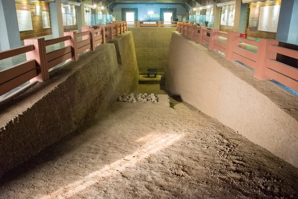 Henan, Čína - 26 listopad 2014: shang dynastie královského pohřebiště. slavný světového dědictví UNESCO v anyang, henan, Čína. — Stock fotografie