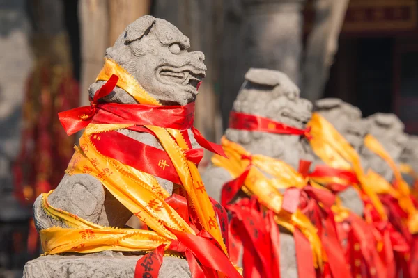 Luoyang, china - 14.11.2014: Statue im Guanlin-Tempel. eine berühmte historische Stätte in luoyang, henan, China. — Stockfoto
