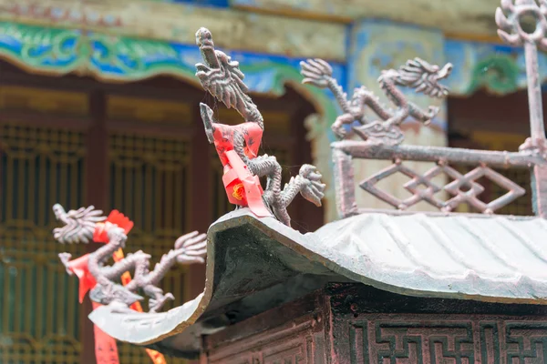 Tianshui, china - 07.10.2014: kloster nanguo. ein berühmtes Kloster in Tianshui, Gansu, China. — Stockfoto