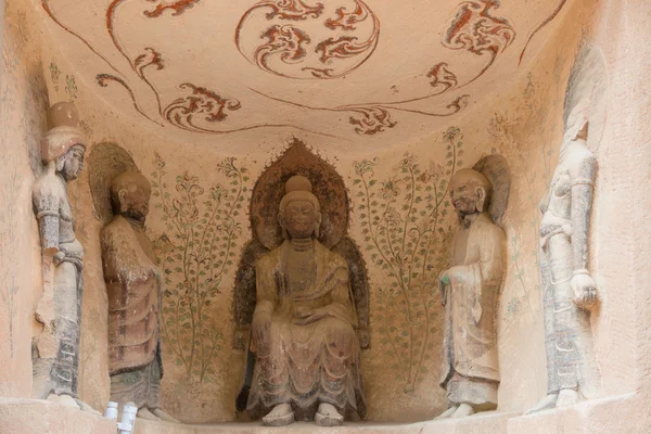 Lanzhou, Chiny - Wrzesień 30 2014: posągi Buddy w bingling jaskini świątyni (wpisanego na listę Światowego Dziedzictwa UNESCO). słynnej świątyni w lanzhou, gansu, Chiny. — Zdjęcie stockowe