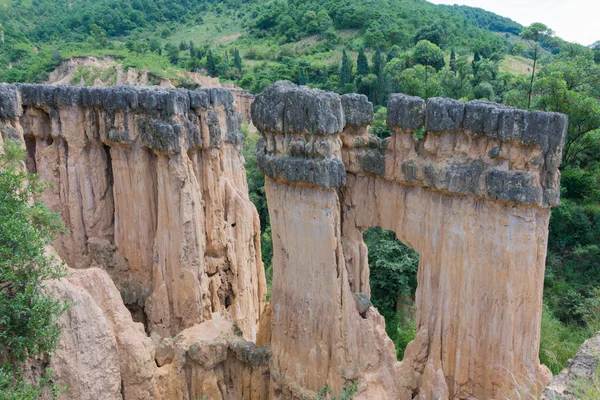 Sichuan, Çin - Eylül 14 2014: Huanglian dünya ormanları'nda. Xichang, Sichuan, Çin için ünlü bir manzara. — Stok fotoğraf