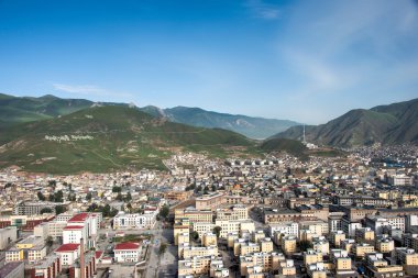 Yushu(Jyekundo), Çin - 13 Temmuz 2014: Yushu(Jyekundo) şehir. Bu Tibet Qinghai city, Çin.