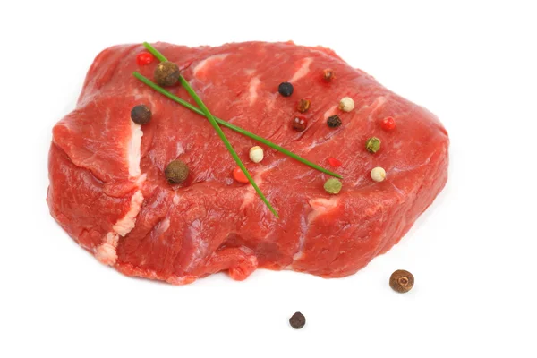 Šťavnaté, čerstvým hovězí steak s kořením — Stock fotografie