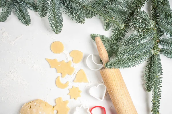 Cookies, aby těsto doma na Vánoce — Stock fotografie