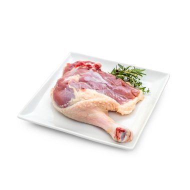 Barbarie ördek bacak plaka üzerinde otlar ile