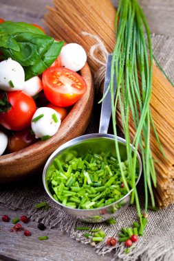 makarna salatası ile