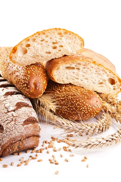 Different types of bread — Stock Photo, Image