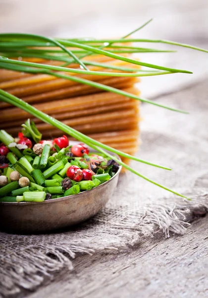 Pasta with salad — Stock Photo, Image