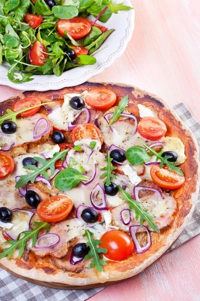 Pizza with dry cured ham — Stock Photo, Image