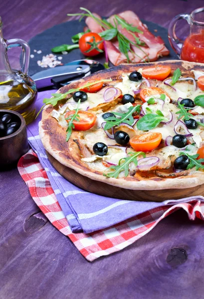 güzel taze pizza