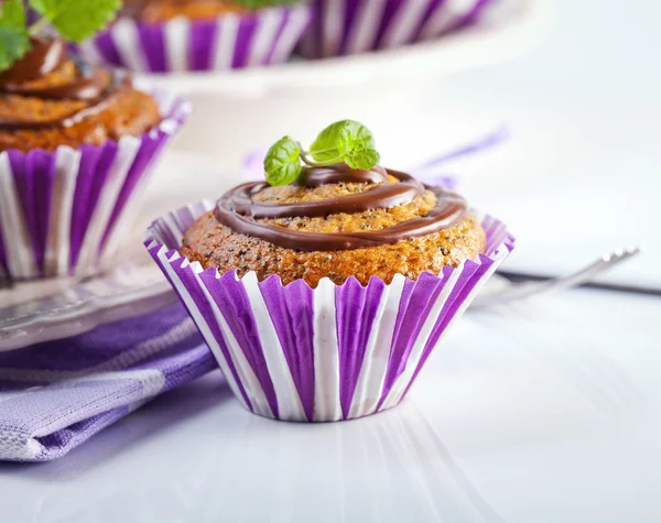 Muffin koláčky s čokoládou — Stock fotografie