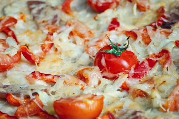 Pizza con jamón curado seco y rúcula —  Fotos de Stock