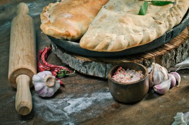 İtalyan pasta peynir ve et ile doldurulmuş