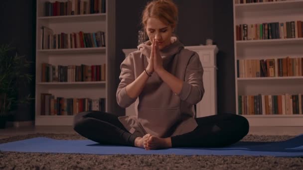 Calming meditation at home — Stockvideo