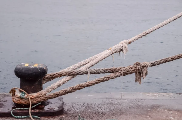 古いヴィンテージ海軍ロープ — ストック写真