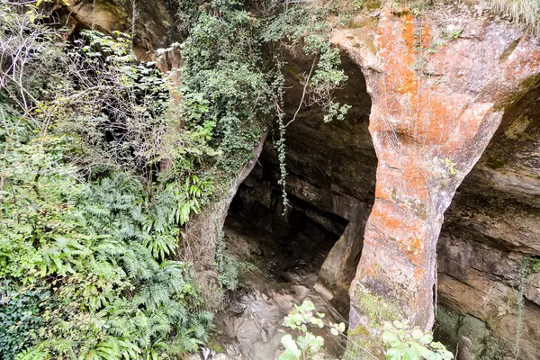 Salpicadura de agua Cascada —  Fotos de Stock