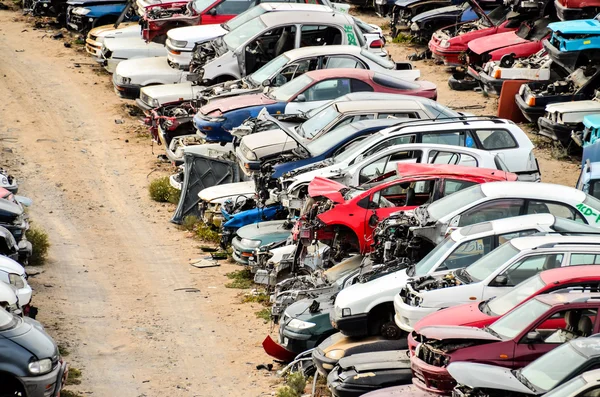 Old Junk Cars On Junkyard — Stock Photo, Image