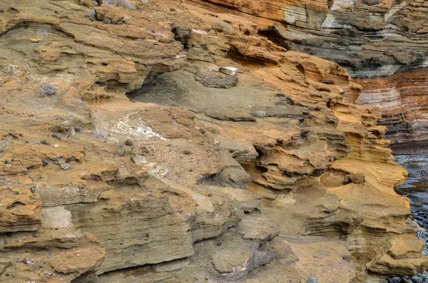Formazione basaltica di roccia vulcanica a Gran Canaria — Foto Stock