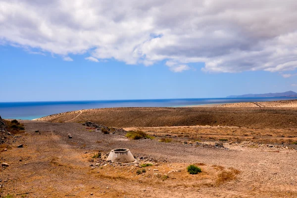 Paesaggio deserto asciutto — Foto Stock