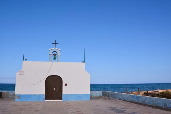 Liten kyrka i Spanien — Stockfoto
