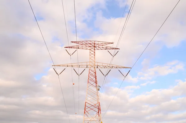 Torre de transmisión eléctrica de alto voltaje —  Fotos de Stock