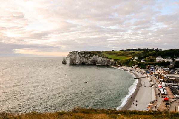 Falaise d 'Amont Etretat Stad Normandie Frankrike Europa — Stockfoto