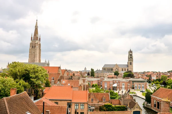 Bild Den Klassiska Arkitekturen European Building Village Brugge Belgien Royaltyfria Stockbilder