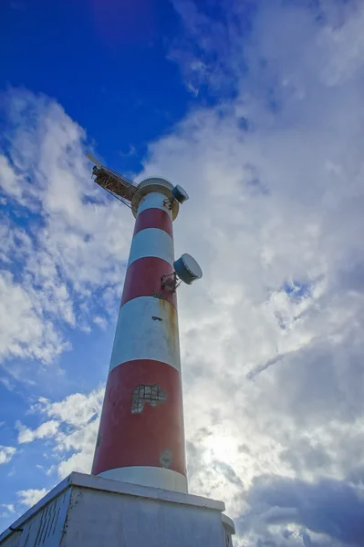 Faro rojo y blanco —  Fotos de Stock