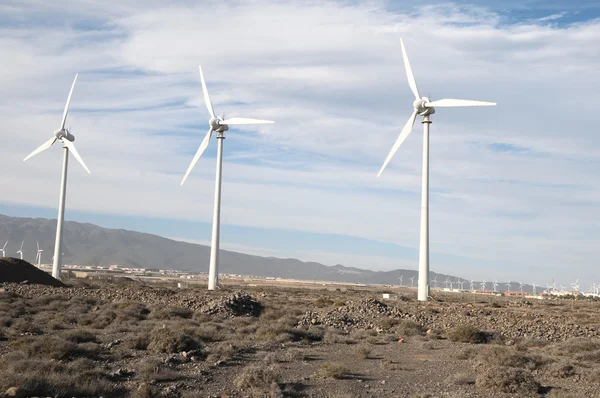 Generador de energía Turbina eólica — Foto de Stock