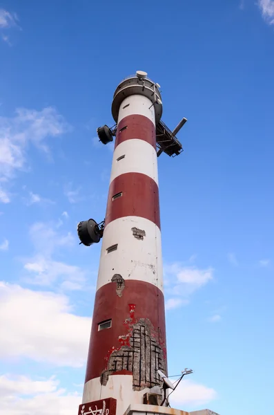 Faro rojo y blanco —  Fotos de Stock