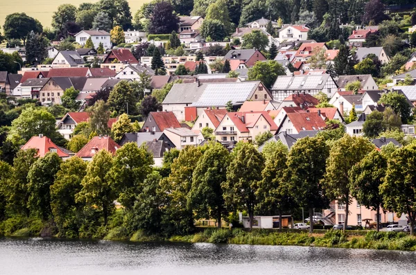 Antico Lago Villaggio Europeo — Foto Stock