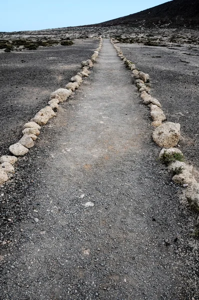 Pathway in the Volcanic Desert — Stock Photo, Image