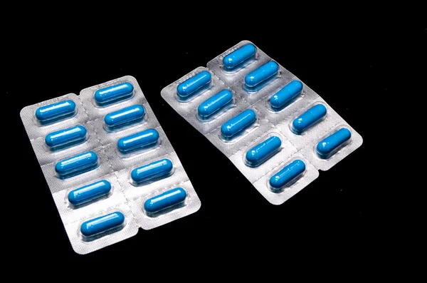 Capsule di farmaco blu in blister — Foto Stock